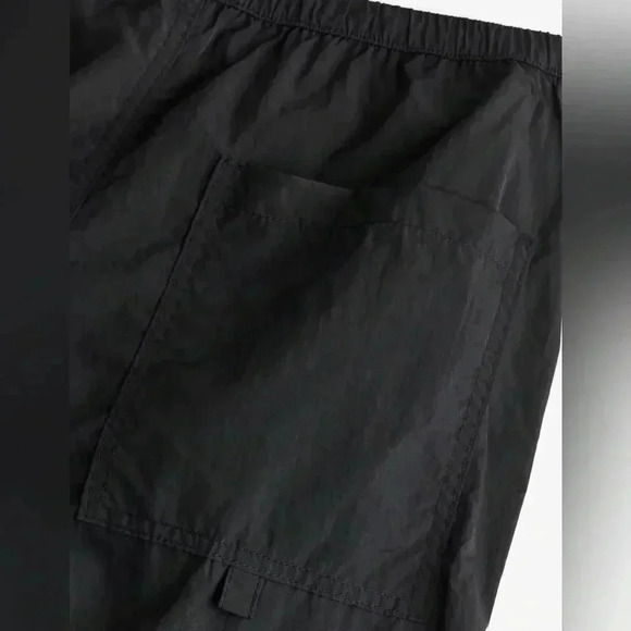 H&M Parachute Loose Fit Oversized Black Pants size XXS - Picture 4 of 4